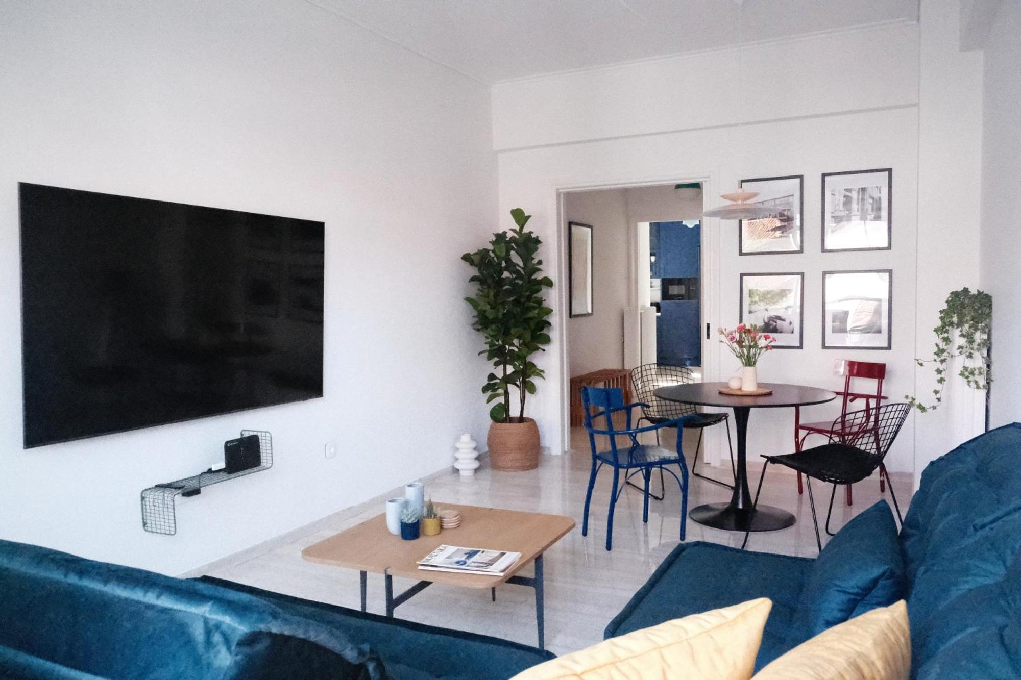 Unique 2bd Design With Airconditioning Near Acropolis